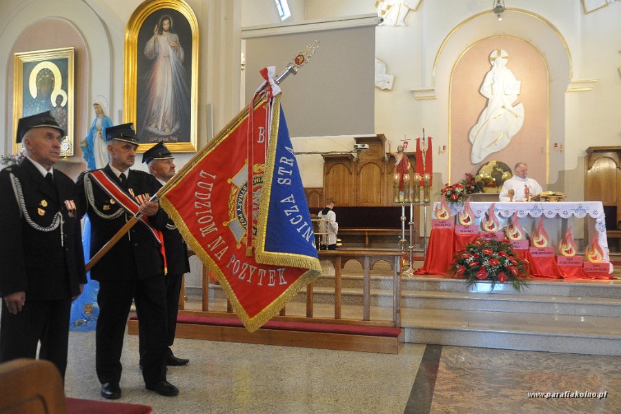 32 Eucharystia.jpg